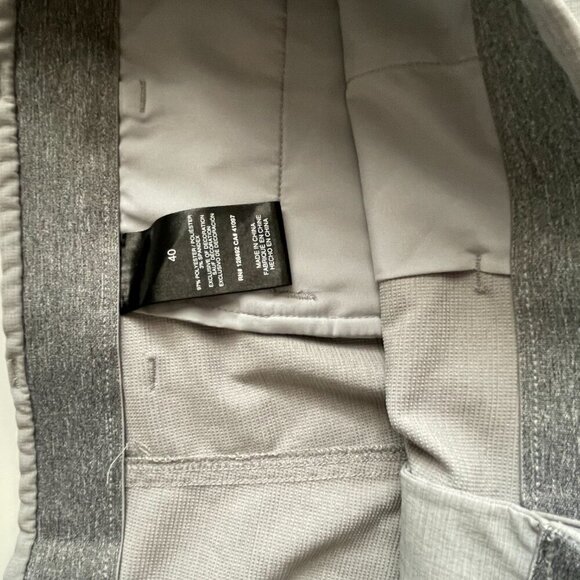 Greg Norman Men's Gray Shorts Size 40 - Picture 3 of 6